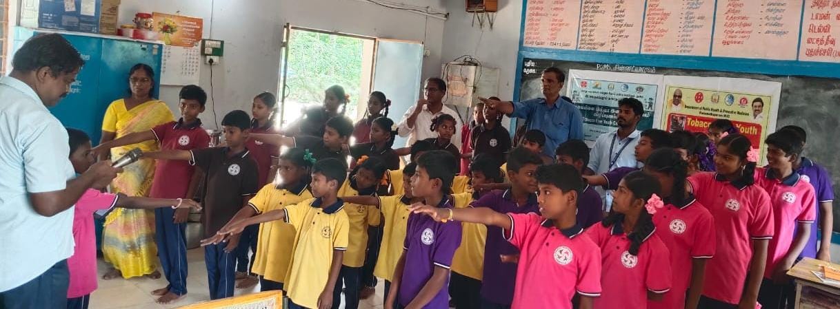 சின்னப்பாலம் பள்ளியில் புகையிலை விழிப்புணர்வு வார உறுதிமொழி
