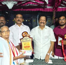 திமுக மூத்த முன்னோடிகள் 100 பேருக்கு கேடயம்