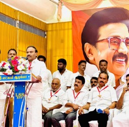 கவரப்பேட்டை பகுதியில் கும்மிடிப்பூண்டி - பொன்னேரி தொகுதிக்குட்பட்ட பாக பொறுப்பாளர்கள் ஆலோசனை கூட்டம்