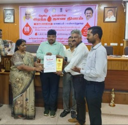 ரத்த தான சேவைக்கு பாராட்டு