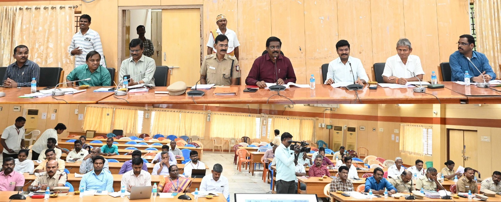 தீபத்திருவிழா முன்னேற்பாடுகள் குறித்து ஆய்வுக்கூட்டம்