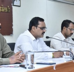 முதலமைச்சர் வருகைக்கான முன்னேற்பாட்டு பணிகளை குறித்து பல துறை அதிகாரிகளுடன் கலெக்டர் கமல்கிஷோர், தலைமையில் ஆலோசனை