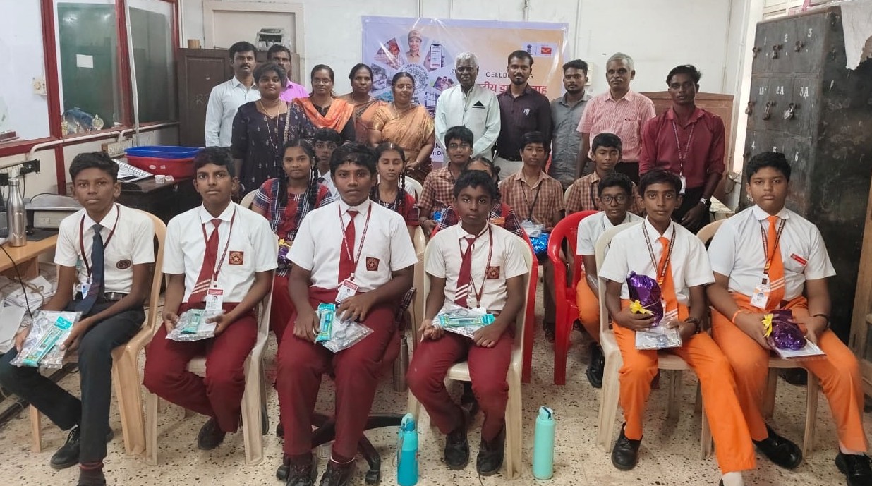 தூத்துக்குடியில் நடைபெற்ற தேசிய அஞ்சல் வார விழா