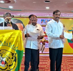 தமிழக வாழ்வுரிமைக் கட்சியின் விழுப்புரம் மற்றும் கள்ளக்குறிச்சி மாநில, மாவட்ட, ஒன்றிய, நகர, பேரூர் கழக நிர்வாகிகளுக்கு கட்சியின் நியமன கடிதம் வழங்கும் விழா
