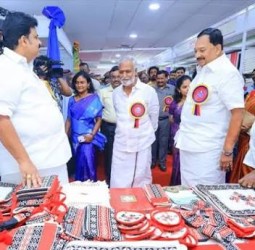 சென்னை கலைவாணர் அரங்கில் "தேசிய கைத்தறி கண்காட்சி 2025" - அமைச்சர்கள் தொடங்கி வைத்தனர்