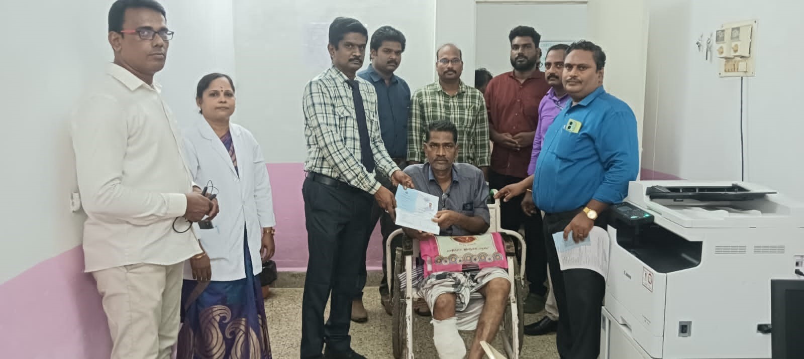 கடலூர் மாவட்ட அரசு மருத்துவக்கல்லூரி மருத்துவமனையில் மாற்றுத்திறனாளிகளுக்கான அடையாள அட்டை