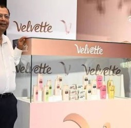 ஆர்சிபிஎல் நிறுவனம் சார்பில் ‘வெல்வெட்’ அழகு சாதனப் பொருட்கள் மீண்டும் அறிமுகம்