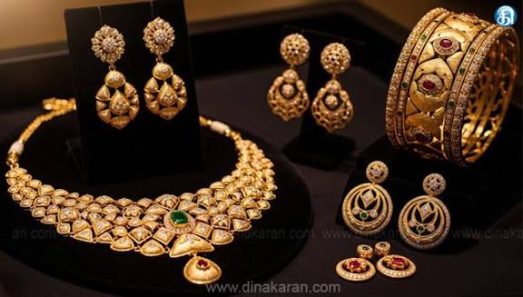 ரூ.90 ஆயிரத்தை நெருங்கிய தங்கம் விலை! கலக்கத்தில் நடுத்தர வர்க்கம்!