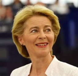 ஐரோப்பிய ஒன்றிய தலைவர் மீதான நம்பிக்கையில்லா தீர்மானம் தோல்வி