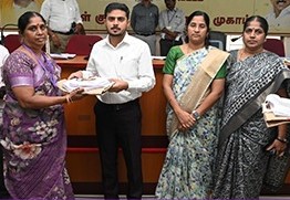 கோவையில் வாக்குச்சாவடி நிலை அலுவலர்களுக்கான பதிவேடு