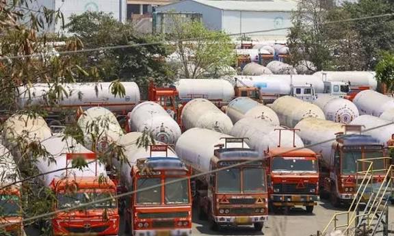 சமையல் கியாஸ் லாரிகள் வேலை நிறுத்தம்: தடைவிதிக்கக் கோரி ஐகோர்ட்டில் இந்தியன் ஆயில் நிறுவனம் மனு