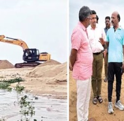 சென்னை முகத்துவாரத்தில் தூர்வாரும் பணிகளை பார்வையிட்டார் ஸ்டாலின்