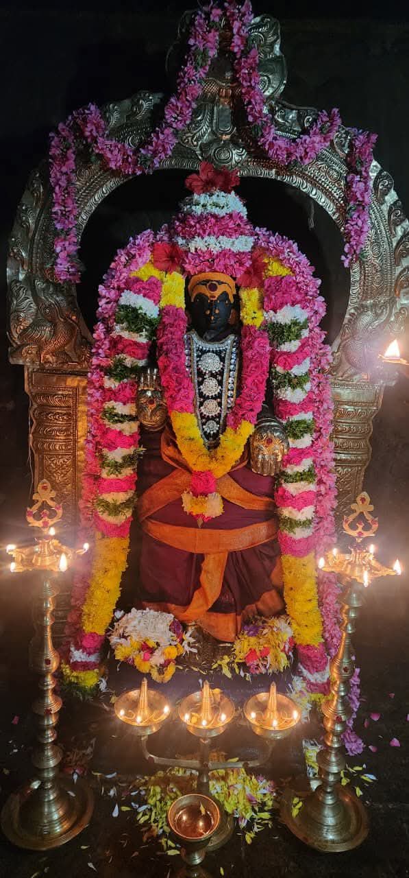 தஞ்சாவூர் கத்ரிநத்தம் அருள்மிகு ஞானாம்பிகா உடனுறை காளஹஸ்தீஸ்வரர் ஆலய நவராத்திரி முதல் நாள் பூஜை