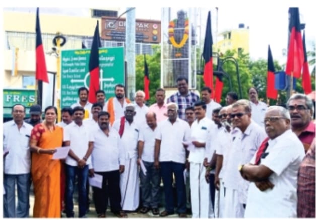 காட்பாடி காந்தி நகரில் பெரியார் பிறந்த நாள் விழா: திமுகவினர் பங்கேற்பு!