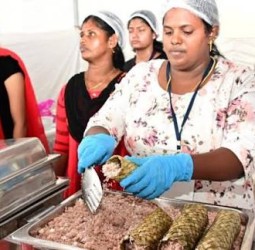 திருவாரூரில் மகளிர் சுய உதவிக் குழுக்களுக்கு ரூ.110 கோடி கடனுதவி: கலெக்டர் வழங்கினார்