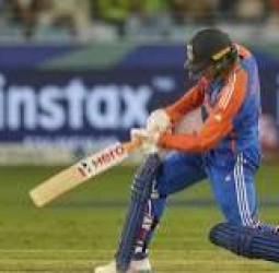 மந்தனாவின் அதிரடி சதம் வீண்: இந்திய அணி போராடி தோல்வி