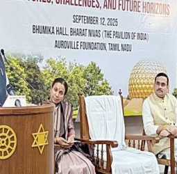 தமிழகத்தில் வகுப்புவாதிகளால் பாகுபாடு ஏற்படுத்தப்படுகிறது: ஆளுநர் ஆர்.என்.ரவி வேதனை