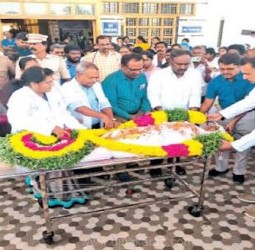 அரசு ஸ்டான்லி மருத்துவமனையில்‌  மூளைச்சாவு அடைந்தவரின்‌ உடலுறுப்புகள் தானம்‌:  4 பேருக்கு பொருத்தப்பட்டது