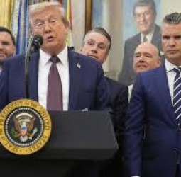 இந்தியா மீதான இறக்குமதி வரி மறுபரிசீலனையா: ட்ரம்ப் சொல்வது என்ன?