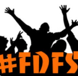 "ஃபர்ஸ்ட் டே!... ஃபர்ஸ்ட் ஷோ!"