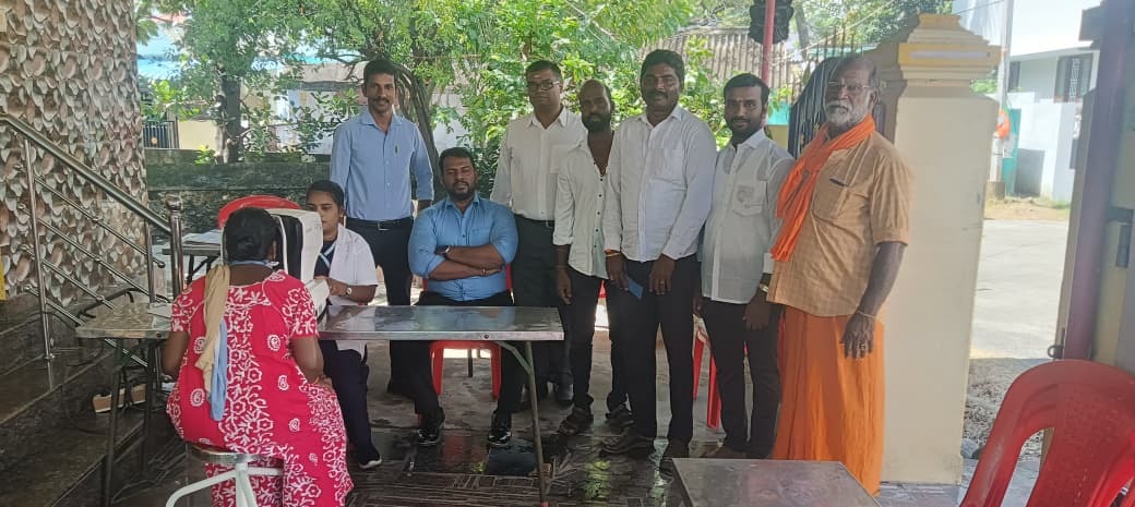 அகர்வால் கண் மருத்துவமனை சார்பில் கண் சிகிச்சை முகாம்