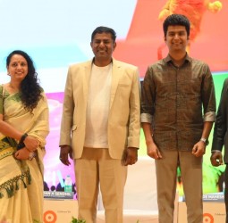 கோவை ரத்தினம் கல்வி நிறுவனத்தில் முதுகலை பட்ட மேற்படிப்பு முதலாமாண்டு மாணவர்களுக்கான தொடக்க விழா