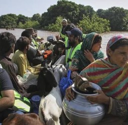 பாகிஸ்தான் வெள்ளம்: பஞ்சாபில் பலி எண்ணிக்கை 78 ஆக அதிகரிப்பு!