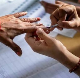 பிஹார் சட்டப்பேரவைத் தேர்தல் நவ.5 தொடங்கி 3 கட்டங்களாக நடைபெற வாய்ப்பு - தகவல்