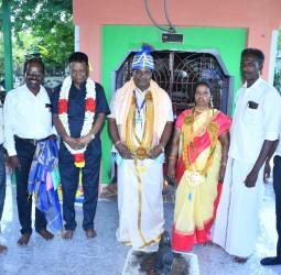 தமிழ்நாடு அரசின் டாக்டர் ராதாகிருஷ்ணன் விருது பெற்ற அரசு பள்ளி ஆசிரியருக்கு பாராட்டு விழா: