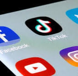 நேபாளத்தில் ஃபேஸ்புக், எக்ஸ், யூடியூப் உள்ளிட்ட 26 சமூக வலைதளங்களுக்கு தடை: காரணம் என்ன?