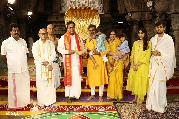 ரூ.60 லட்சம் மதிப்பிலான நகையை காணிக்கை