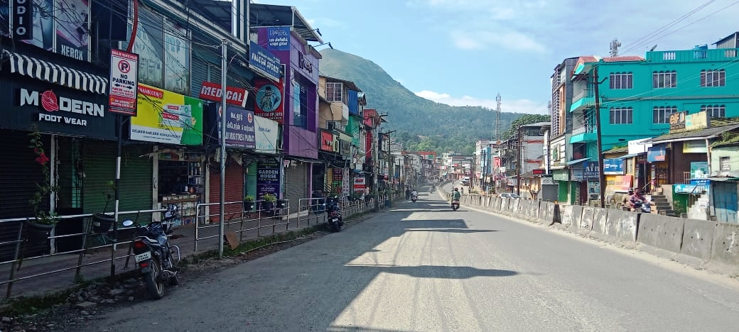 வனத்துறையை கண்டித்து கூடலூர் சட்டப்பேரவை தொகுதியில் நேற்று முழு அடைப்பு