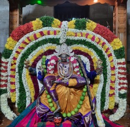 சிறுவாச்சூர் ஸ்ரீமதுரகாளியம்மன் ஆலயம் நவராத்திரி விழா