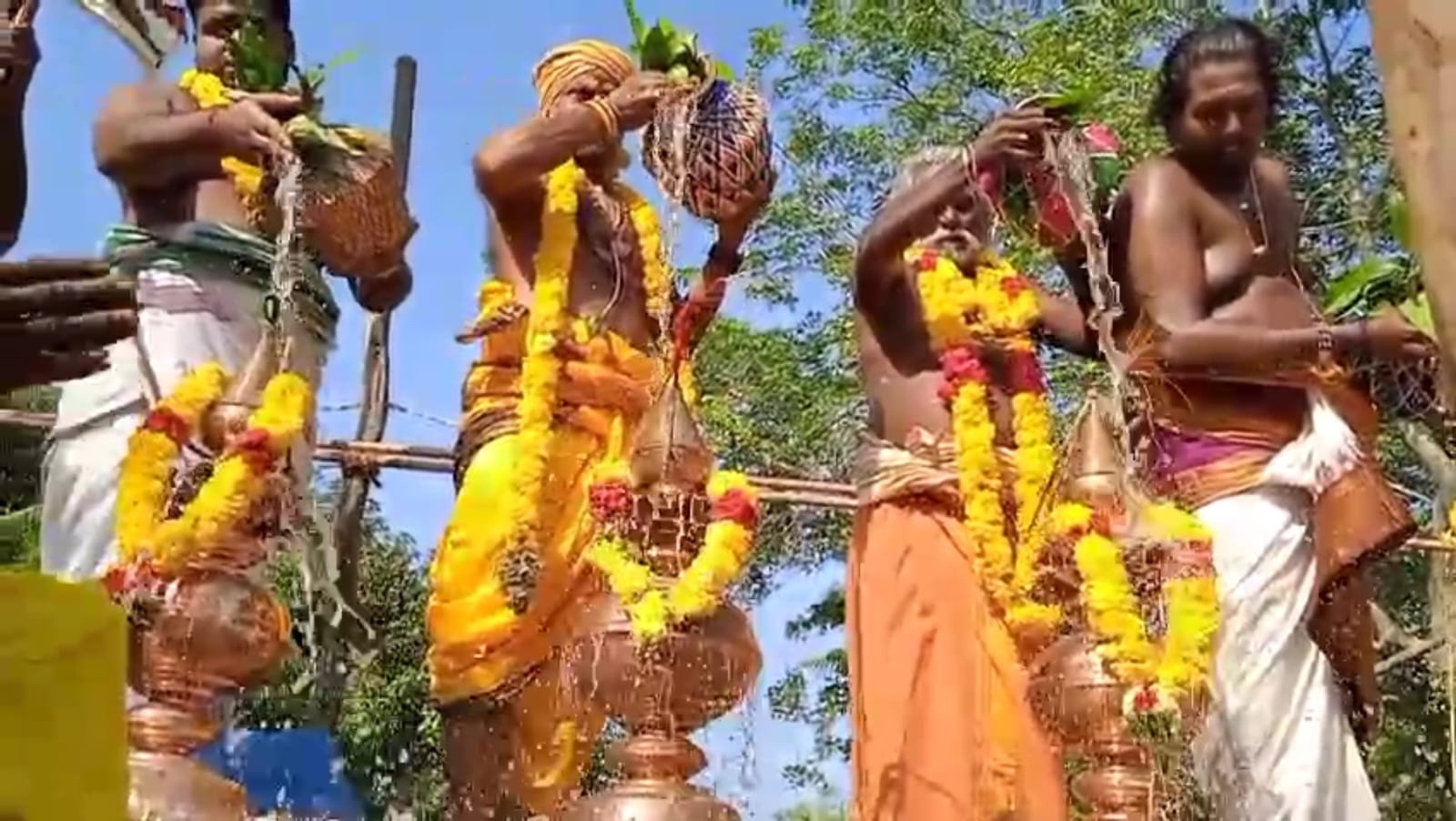 அபிவிருத்தீஸ்வரம் சக்தி விநாயகர், வீரபத்திரர், அங்காளம்மன் கோவில் கும்பாபிஷேகம்