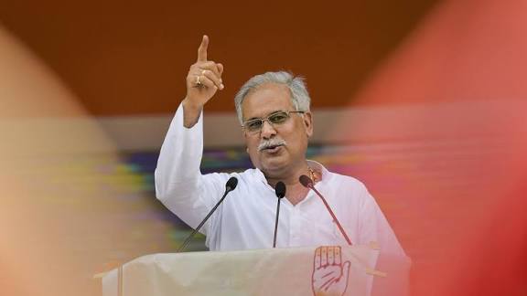 தவறான ஜிஎஸ்டியால் 8 ஆண்டுகளாக நாடு கொள்ளையடிக்கப்பட்டது” - பூபேஷ் பாகேல் விமர்சனம்