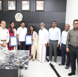 8 விளையாட்டு வீராங்கனைகளுக்கு அரசு மற்றும் பொதுத்துறை நிறுவனங்களில் பணியாற்றுவதற்கான பணி நியமன ஆணை