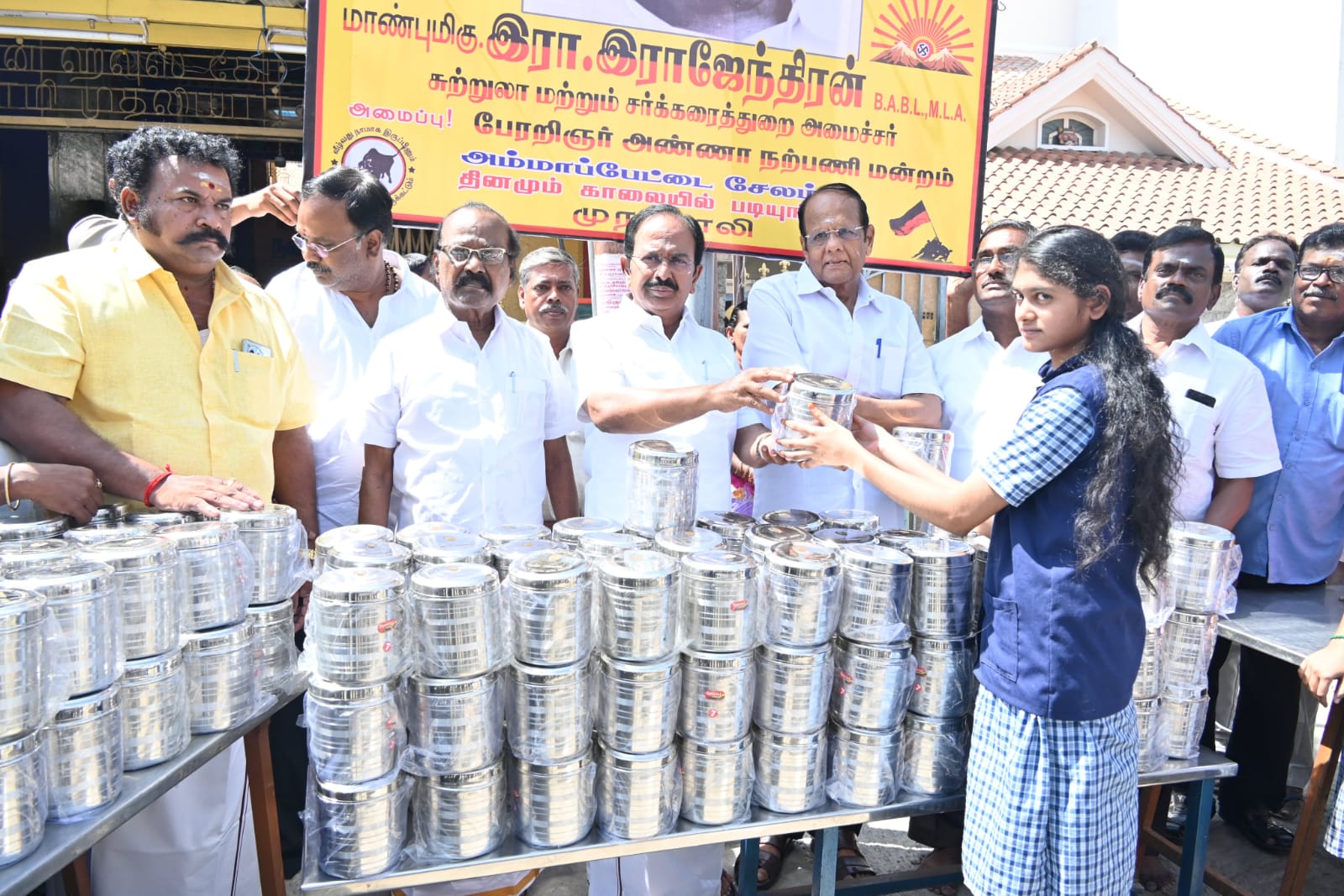 திரு ராமலிங்க சுவாமிகள் மடாலயத்தில், பள்ளி மாணவ மாணவர்களுக்கு அன்னதானம்