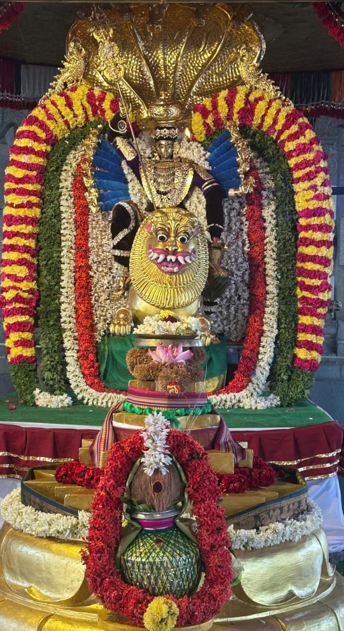 உக்கல் அருள்மிகு மடாவளம் ஸ்ரீ காமாட்சி அம்பாள் கோயிலில் நவராத்திரி கொலு பூஜை திருவிழா: