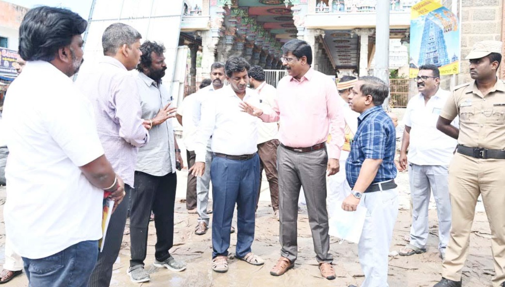 அருள்மிகு அருணாசலேஸ்வரர் திருக்கோயில் மாடவீதியில் மேற்கொள்ளப்பட்டு வரும் திட்டப்பணிகள் குறித்து ஆய்வு