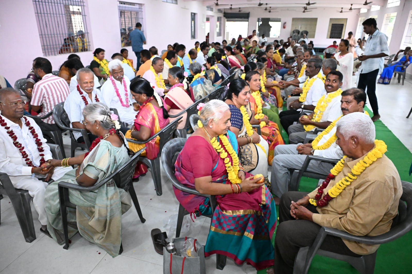 காவேரிப்பட்டணத்தில் மனை நல வேட்பு விழா