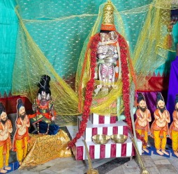 ஸ்ரீராமஸ்வாமி கோவில் கும்பகோணம்.நவராத்ரி 2ம் திருநாள்   புத்ரகாமேஷ்டி யாகம்