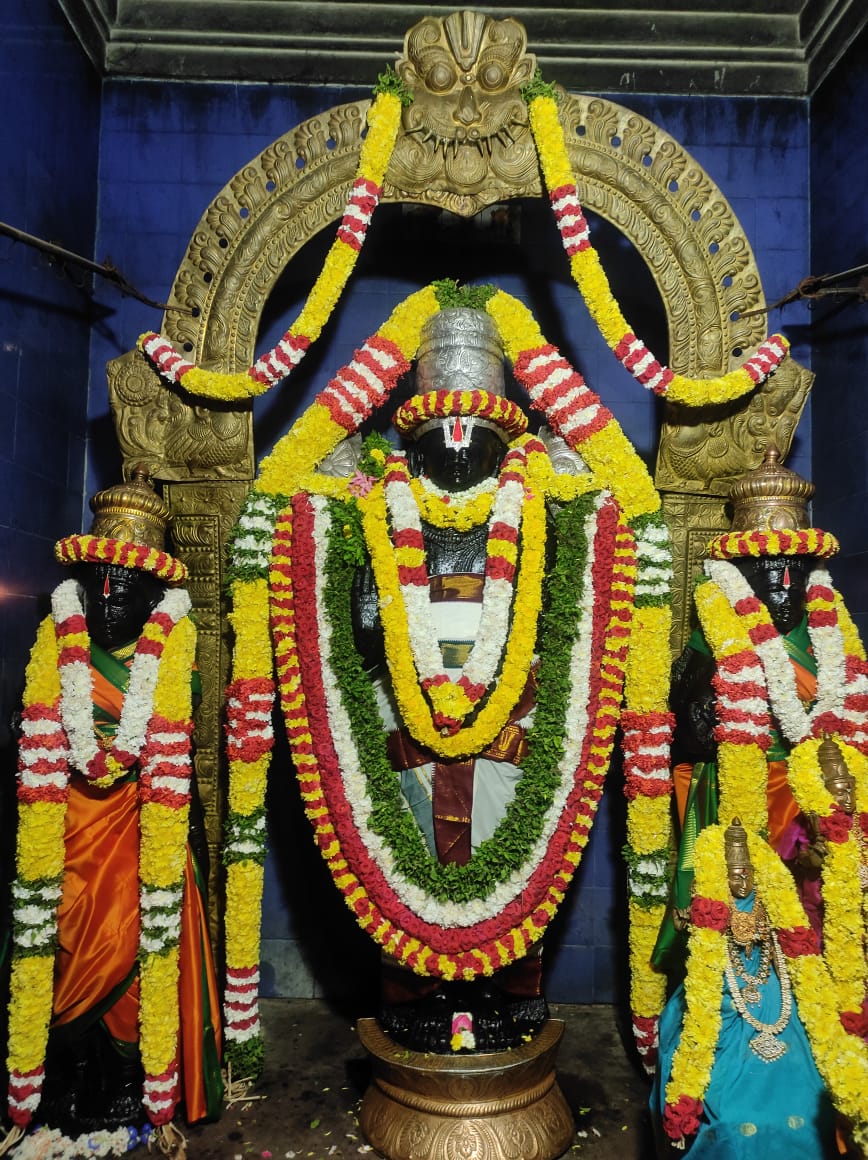 கூழமந்தல் ஸ்ரீ பேசும் பெருமாள் கோயிலில் சிறப்பு தரிசனம்: