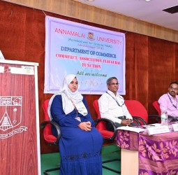 சிதம்பரம் அண்ணாமலைப் பல்கலைக்கழகத்தில் நடைபெற்ற வணிகவியல் மன்ற துவக்க விழா