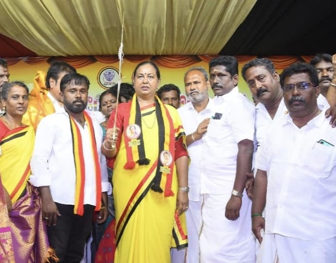 நிர்வாகிகள் வராததால்  பிரேமலதா 'டென்ஷன்'