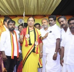 நிர்வாகிகள் வராததால்  பிரேமலதா 'டென்ஷன்'