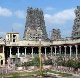 2026 ஜனவரியில் மதுரை மீனாட்சி அம்மன் கோயில் குடமுழுக்கு! - நீதிமன்றத்தில் தகவல்