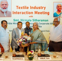 சென்னையில் ஜவுளித்துறை பிரதிநிதிகளுடன் மத்திய நிதி அமைச்சர் நிர்மலா சீதாராமன் ஆலோசனை