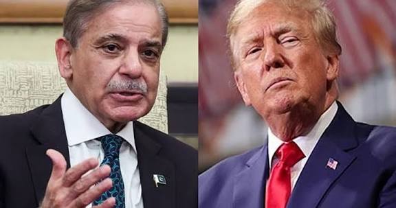 வெள்ளை மாளிகையில் அதிபர் டிரம்ப் – பாகிஸ்தான் பிரதமர் சந்திப்பு