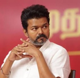 கூட்டாட்சிக்கு எதிராக இந்தியை திணிக்கும் முயற்சி: அமித் ஷாவுக்கு தவெக கண்டனம்