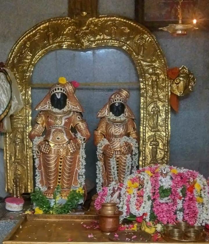 ஸ்ரீ ருக்மணி, ஸ்ரீ பாண்டுரங்கர் திருமஞ்சனம் சிறப்பு வழிபாடு..........